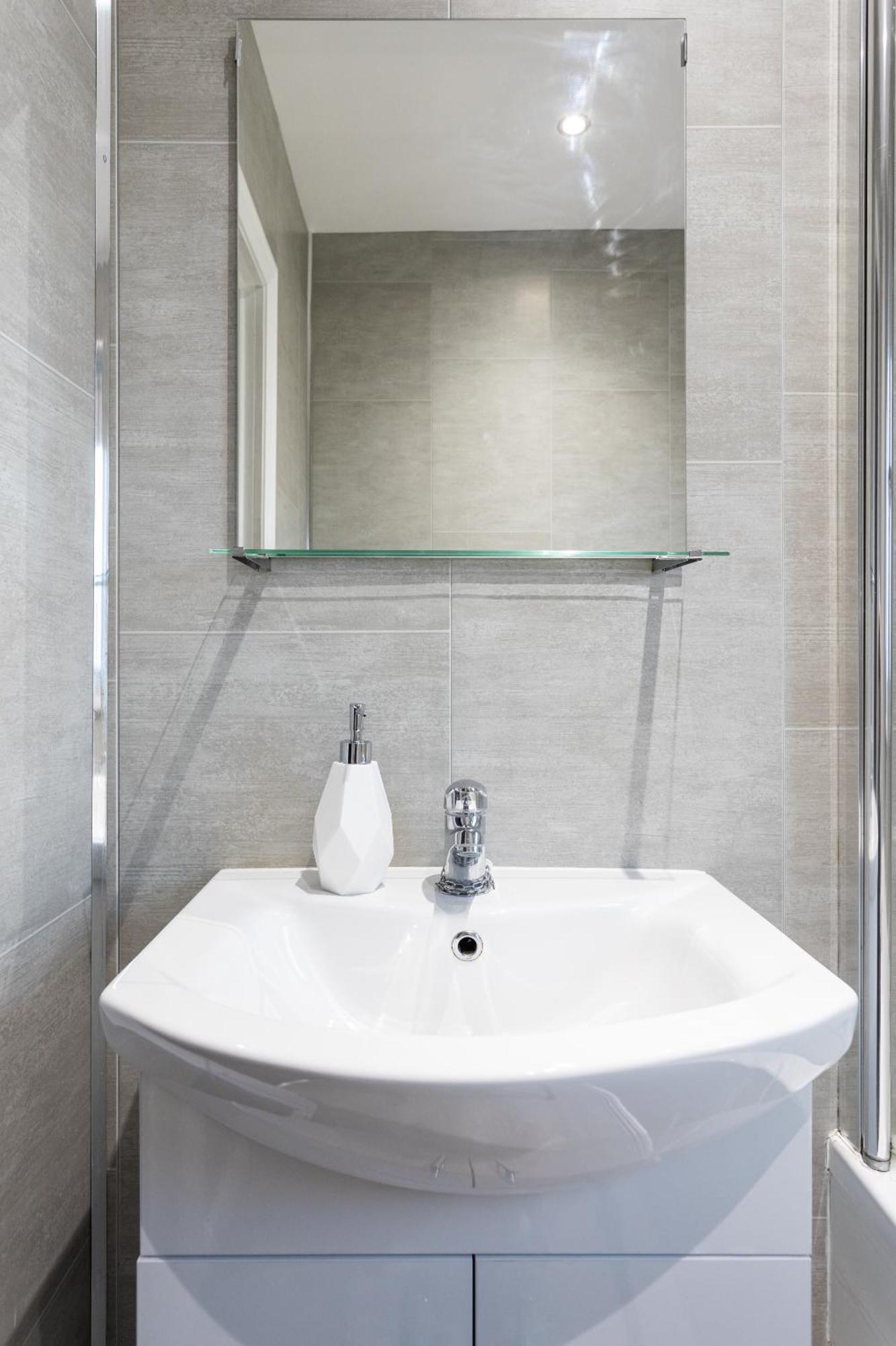 Fully Refurbished North Belfast Home 2 Екстер'єр фото